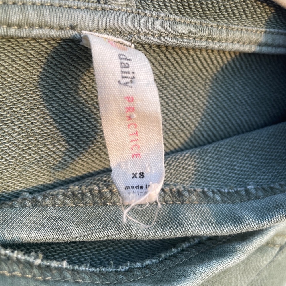Daily Practice Anthropologie Hoodie size XS - Picture 2 of 4